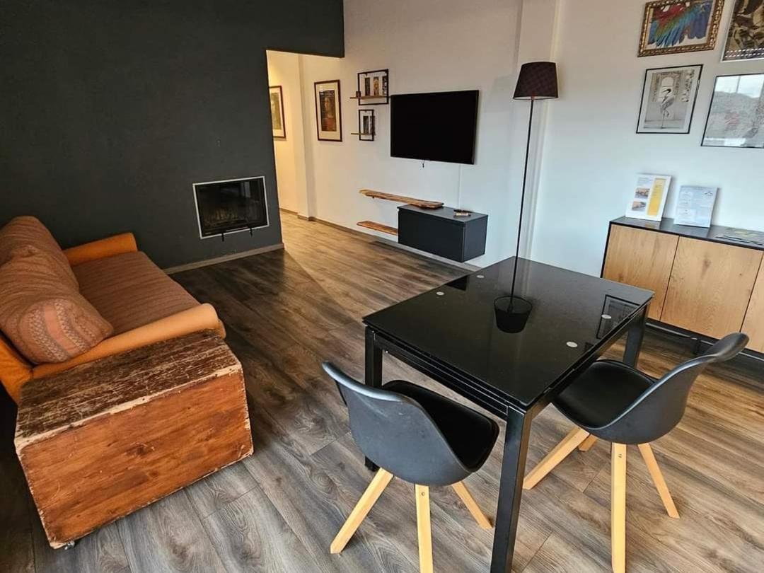 Alpe Mare Apartment Marina Di Carrara Ngoại thất bức ảnh